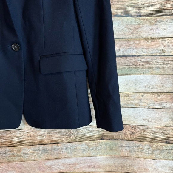 J. Crew Navy Blue Regent Blazer in Wool Flannel Size 0 - Picture 2 of 8